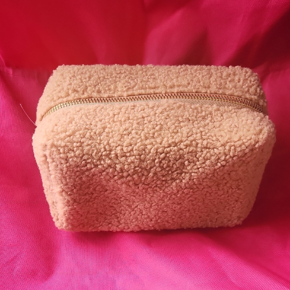 JENTRY KELLER Sherpa Tan Cosmetic Bag